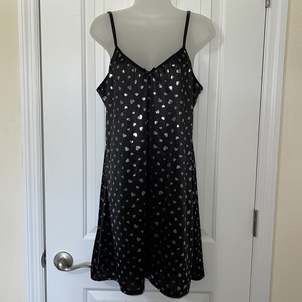 Delta Burke Heart Nightgown. Size 1X.